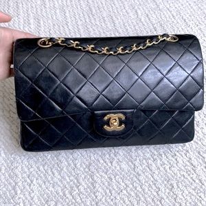 Chanel medium flap